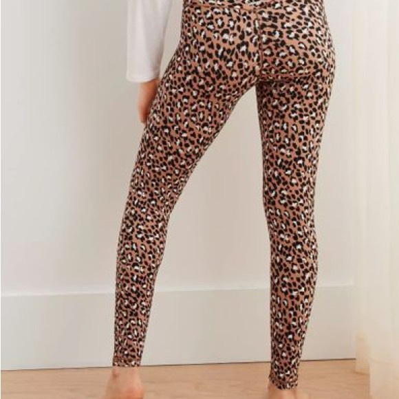 NWT Aerie Offline Neutral Leopard Crossover Leggings Sz S - Picture 4 of 11